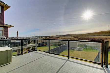 90 Nolancliff Crescent NW Calgary, AB T3R 0S6