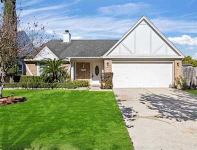 4531 Treasure Trail Sugar Land, TX 77479