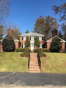 9 Sequoyah Dr Shelbyville, KY 40065