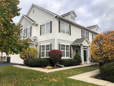 2592 Hillsboro Blvd #2592 Aurora, IL 60503