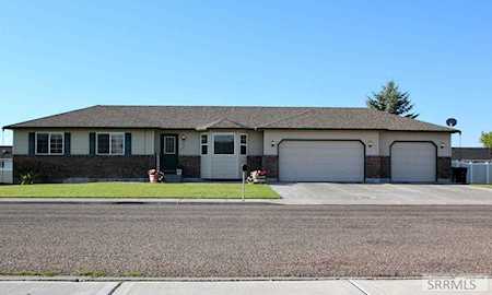 3024 Madeline Drive Ammon, ID 83406