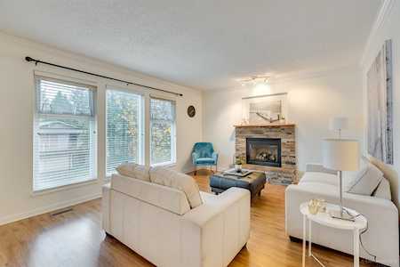 3255 Samuels Court Coquitlam, BC V3E 1C7