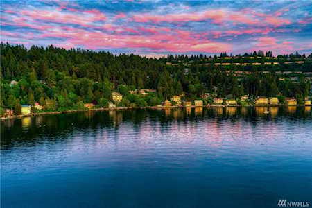 15929 Maplewild Ave SW Burien, WA 98166
