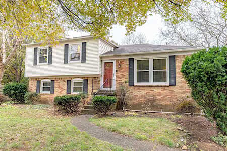 2802 Spring Bud Ct Louisville, KY 40220