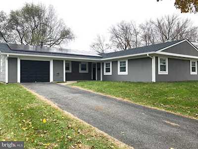 28 Normandy Ln Willingboro, NJ 08046