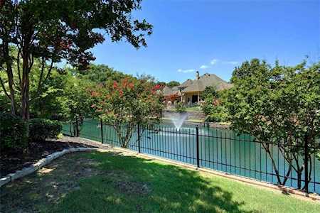 1001 Lakeridge Court Colleyville, TX 76034