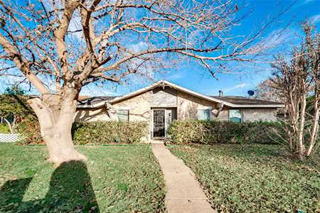 2006 Glenwick Lane Garland, TX 75040