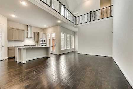 4909 Shore Crest Drive Mckinney, TX 75070