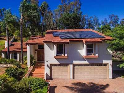 3313 Avenida Sierra Escondido, CA 92029