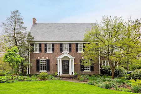2110 Woodford Pl Louisville, KY 40205
