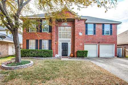 7705 Bryce Canyon Drive W Fort Worth, TX 76137