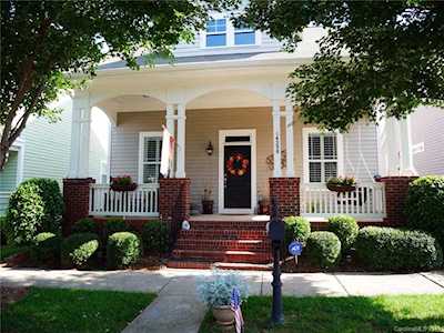 14238 Holly Springs Dr Huntersville, NC 28078