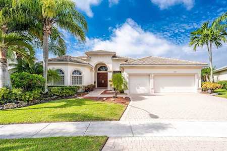 2657 Windwood Lane Royal Palm Beach, FL 33411