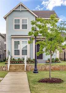 8727 Mangham Street North Richland Hills, TX 76180