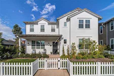 386 Walnut Street Costa Mesa, CA 92627