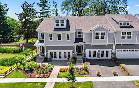608 Riverbank Dr Geneva, IL 60134