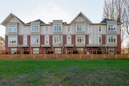 2265 Atkins Avenue #2 Port Coquitlam, BC V3C 1V5