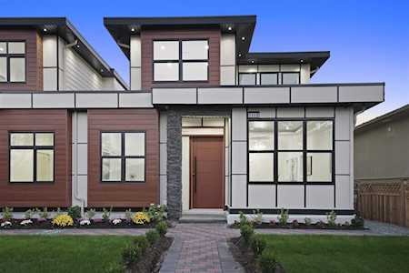 6898 Carnegie Street Burnaby, BC V5B 1Y5