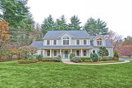 14 Creek Dr Norfolk, MA 02056