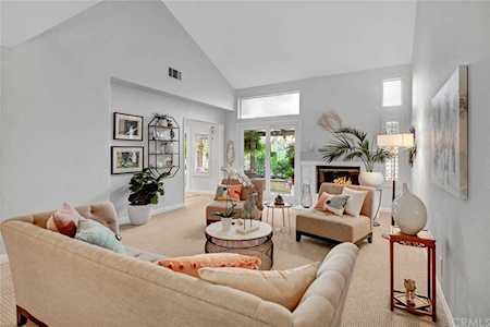 49 Fuente Rancho Santa Margarita, CA 92688