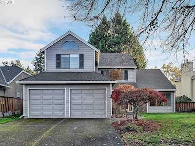 944 NW Silverado Dr Beaverton, OR 97006