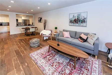 15233 Magnolia Boulevard #301 Sherman Oaks, CA 91403