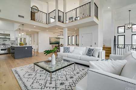 502 N Lucia Avenue #B Redondo Beach, CA 90277