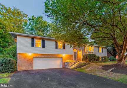 17725 Queen Elizabeth Dr Olney, MD 20832