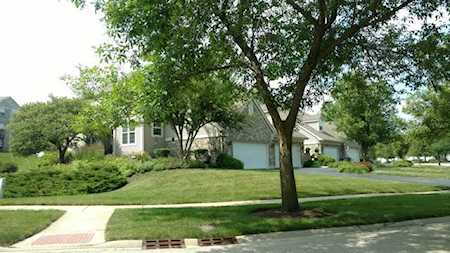 147 River Mist Dr Oswego, IL 60543