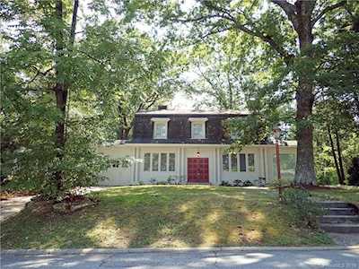 1612 Kensington Rd Hendersonville, NC 28791