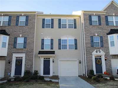 6200 Rockefeller Ln Charlotte, NC 28210