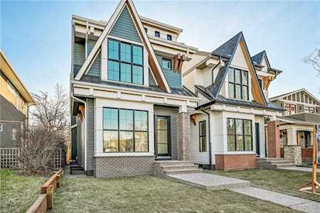 536 35A Street NW Calgary, AB T2N 2Z9