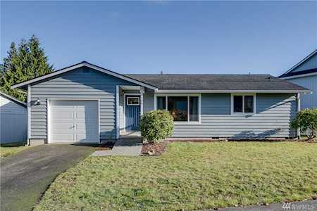 729 96th Ave NE Lake Stevens, WA 98258