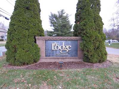 3501 Lodge Ln #204 Louisville, KY 40218