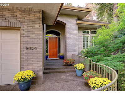 6220 SW Sheridan St Portland, OR 97225