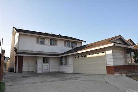 5202 Ivywood Drive La Palma, CA 90623