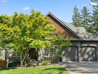 8102 SW 61st Ave Portland, OR 97219