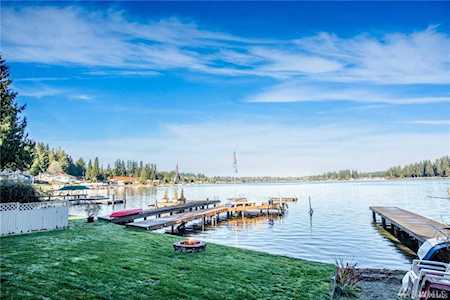 4503 E Lake Goodwin Rd Stanwood, WA 98292