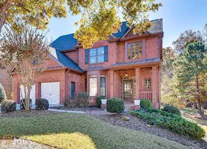1073 Lakebend Dr Lawrenceville, GA 30045