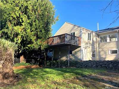 1523 Olympic Ave Bremerton, WA 98312