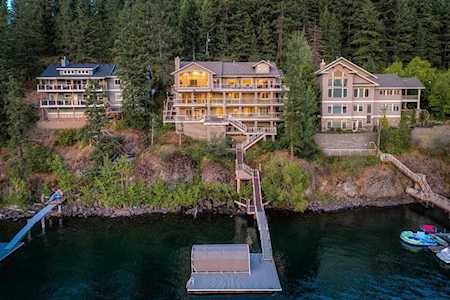 5884 English Point Rd Hayden Lake, ID 83835