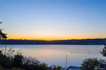 16029 Inglewood Rd NE Kenmore, WA 98028