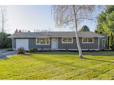 710 NE 2nd Ct Battle Ground, WA 98604