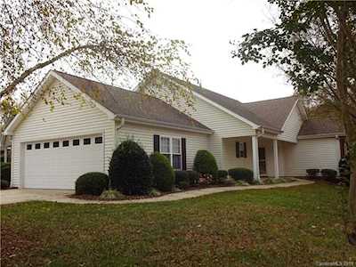221 Oak Village Parkway Mooresville, NC 28117