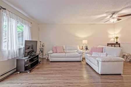 8250 Amberwood Place Burnaby, BC V5A 3V2