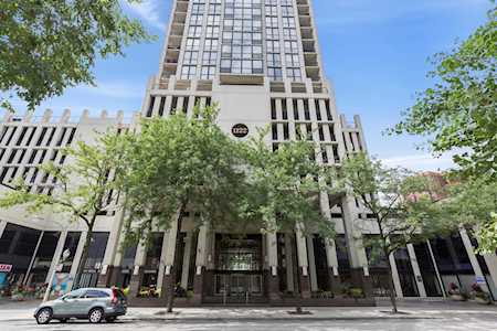 1122 N Clark St #3901 Chicago, IL 60610