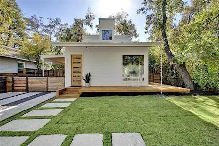 2211 Canterbury St Austin, TX 78702
