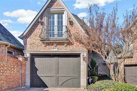 5927 Preston Gate Court Dallas, TX 75230