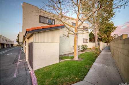 9944 Pacifico Way #47 Cypress, CA 90630