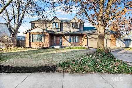 10384 W Summerwind Dr Boise, ID 83704